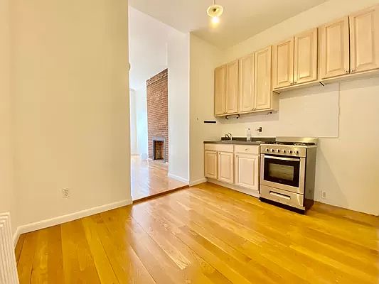 2nd image of 275 E 10th St APT 16