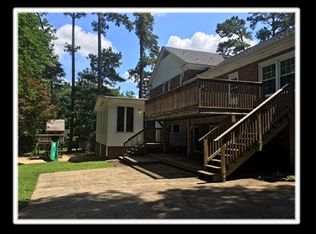 2720 Bennington Rd, Fayetteville, NC 28303