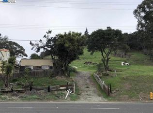 26550 Hayward Blvd, Hayward, CA