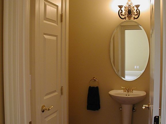 legant powder room