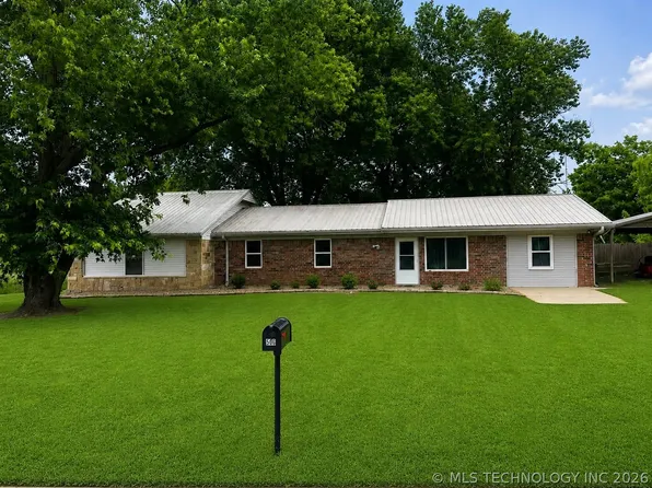 506 S 1st Ave, McCurtain, OK 74944