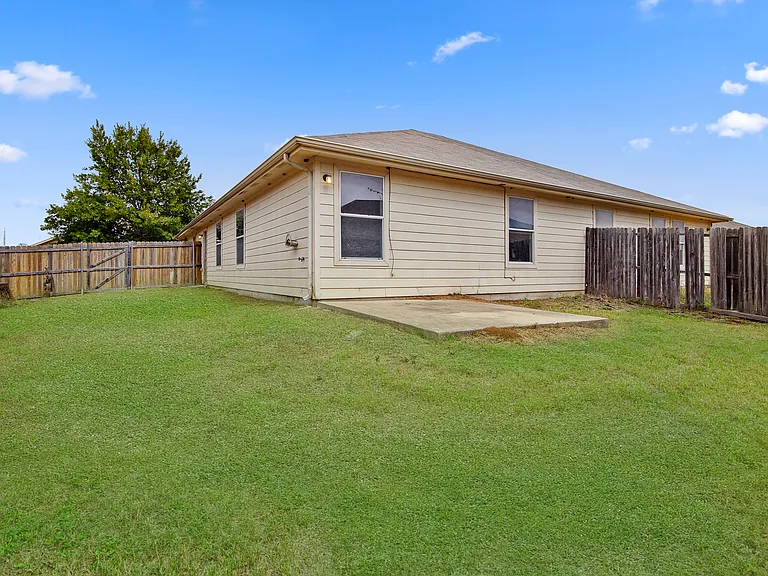 500 Canvas Ct — Photo 22