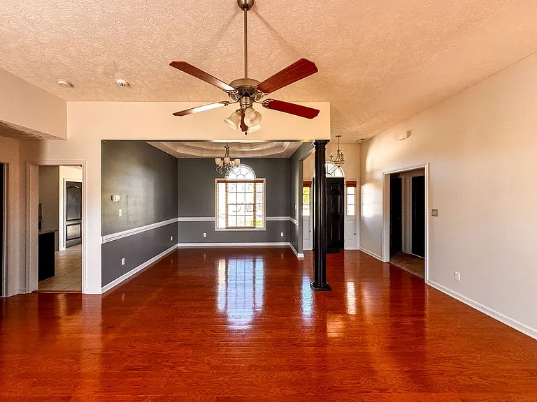 5929 Blue Sky Ln — Photo 8