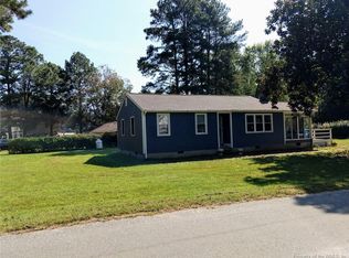 801 W Riverside Dr, Lanexa, VA 23089