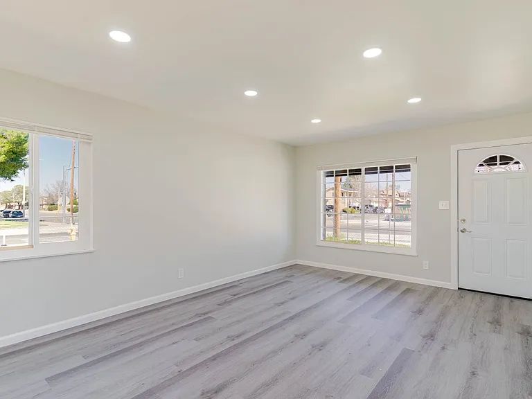 44961 5th St E — Photo 5