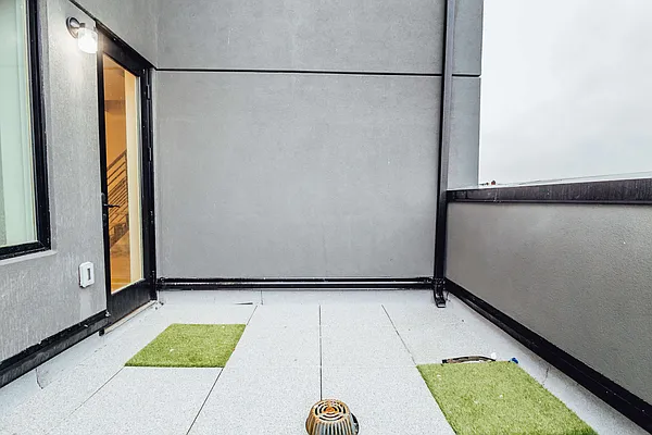 Rented by Nooklyn NYC LLC | media 55