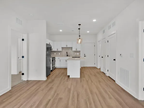 1540 Lebanon Pike, Nashville, TN