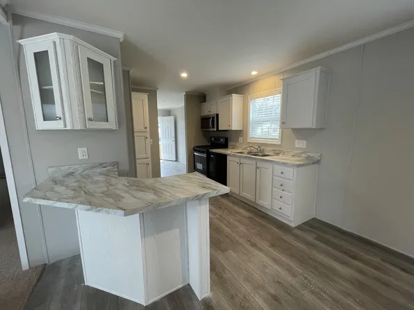 181 Apollo Cir #181, Flushing, MI 48433