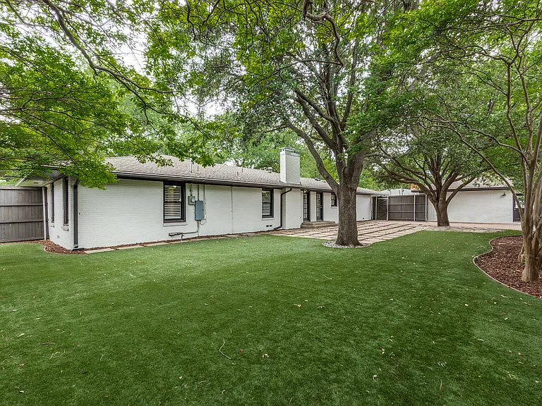 5919 Elderwood Dr — Photo 9