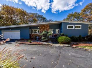23A Highland Ave, Bloomingdale Boro, NJ 07403