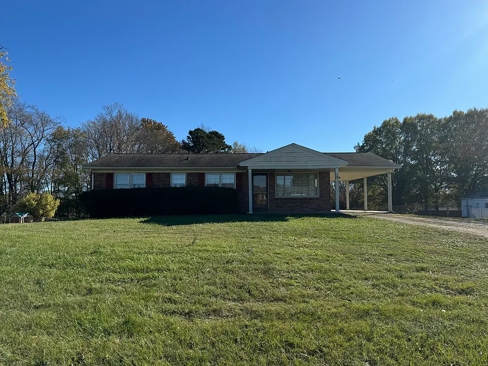 225 Jeanette Dr