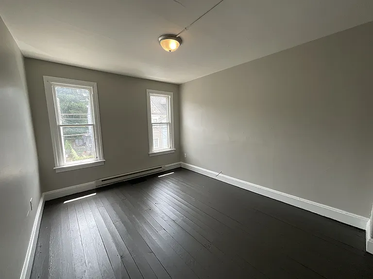 659 W College Ave — Photo 8