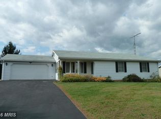 17455 General Lee Dr, Sharpsburg, MD 21782