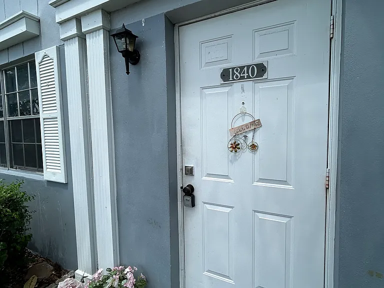 1840 SW 81st Ter #1 — Photo 3