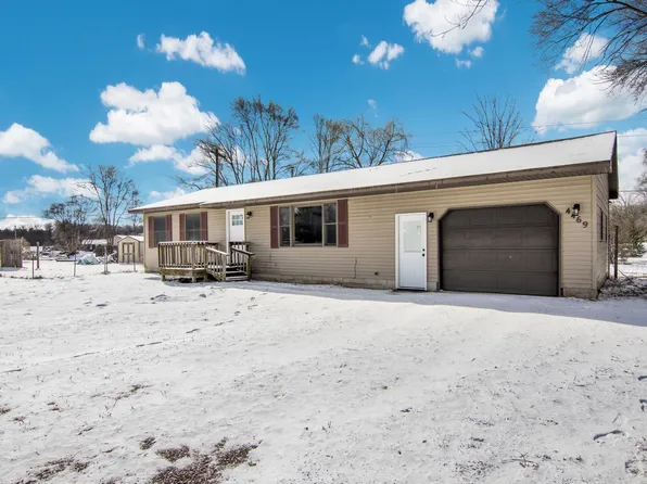 4469 S Curry Dr, Traverse City, MI 49685