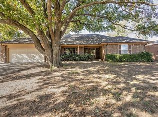 2201 W Club Rd, Duncan, OK 73533