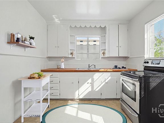 5th image of 138 W 51st Street