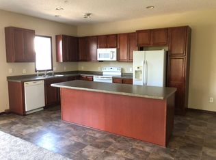 4900 Underwood Ln N UNIT J, Plymouth, MN 55442