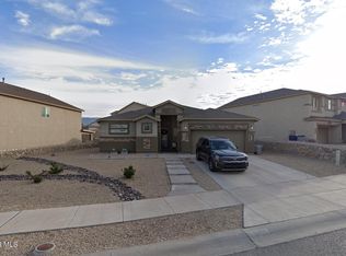 2194 Enchanted Crest Dr, El Paso, TX 79911