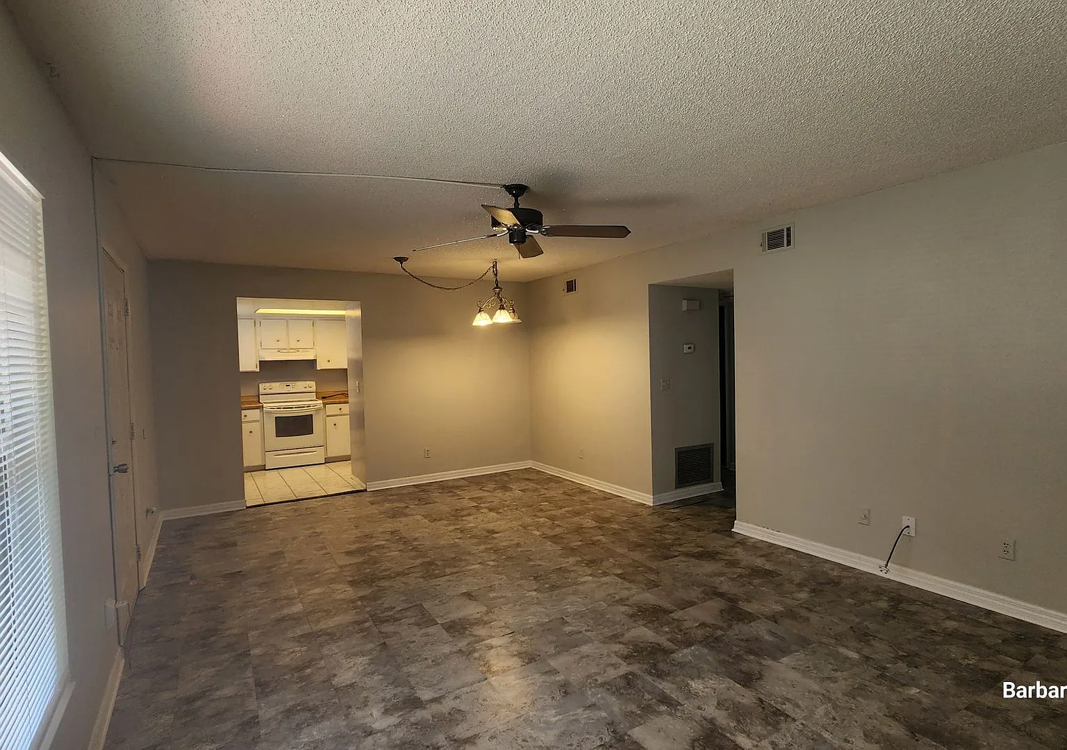 2 bedroom 2 bath condo — Photo 3