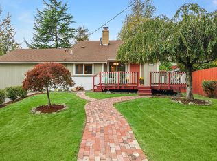 14121 75th Ave NE, Kirkland, WA 98034