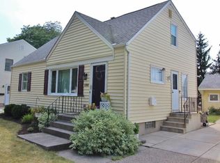 130 Rockland Rd, Tonawanda, NY 14150