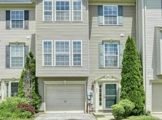 246 Country Ridge Dr, Red Lion, PA 17356