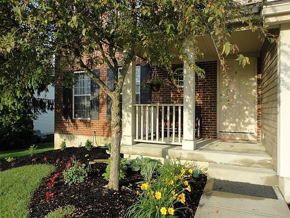 2nd image of 914 Evergreen Park Ln