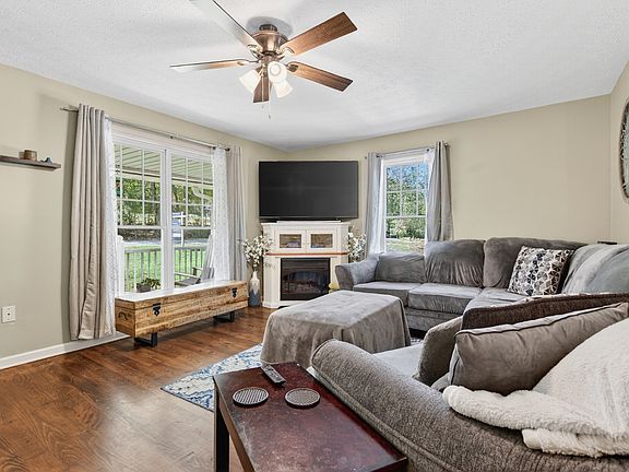 12th image of this home