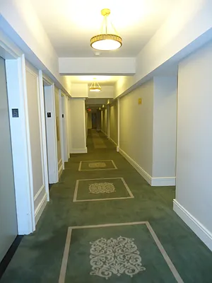 Sold by Mallan Real Estate Inc | media 19