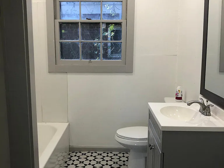 200 Roosevelt St — Photo 6