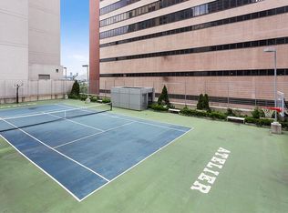 635 W 42nd St APT 14L, New York, NY