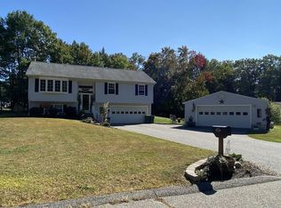 22 Oak St, Baldwinville, MA 01436