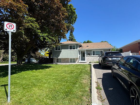 2nd image of 33 Flowertown Ave