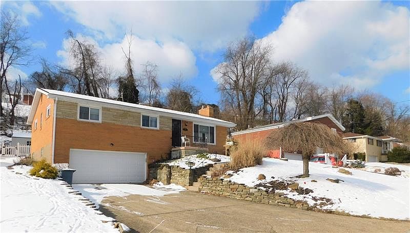 2nd image of 237 Gates Dr