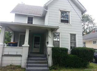 305 Cottage St, Lockport, NY 14094