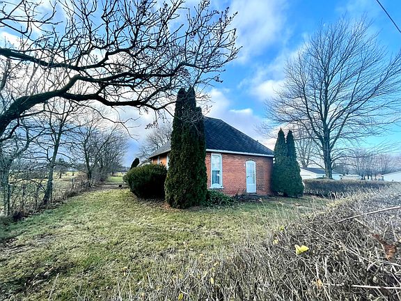 2nd image of 6301 W County Road 400 N