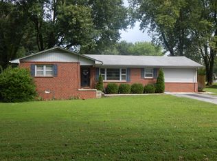 302 Elora Rd, Huntland, TN 37345