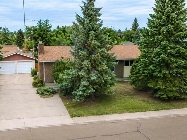 303 S Nill Pl, Hanna, AB T0J 1P0