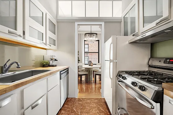 Rented by Compass | media 4