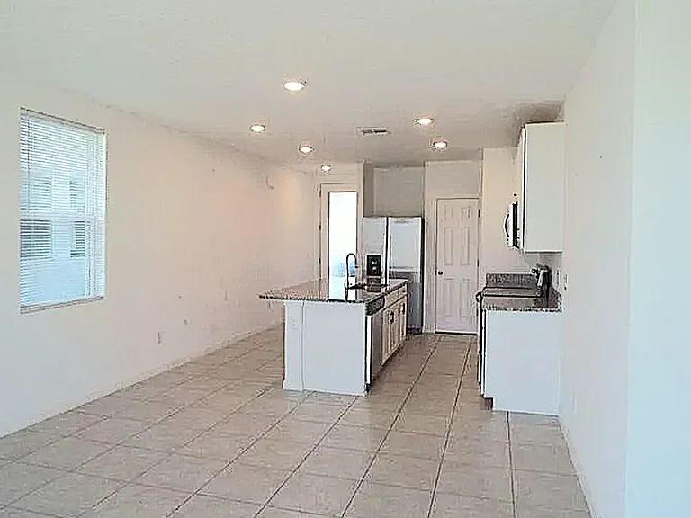 3737 Marbella Way — Photo 8