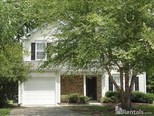 1st image of 8 Esterbrook Ct
