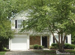 8 Esterbrook Ct, Durham, NC 27703