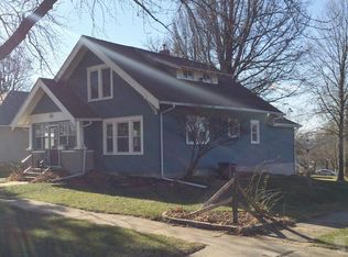 301 S Pierce St, Mount Ayr, IA 50854