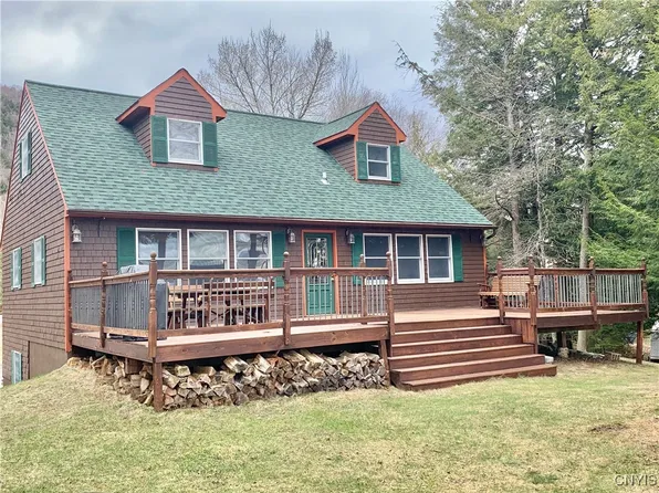 5048 State Route 28, Old Forge, NY 13420
