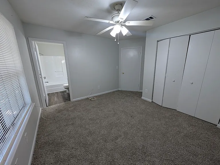 2348 Horne Ave #6 — Photo 7