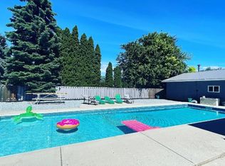 225 Circle Dr, Okanagan Similkameen, BC V0H1T9