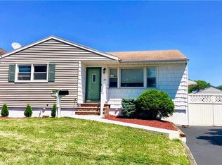 37 Central Ave, Sewaren, NJ 07077