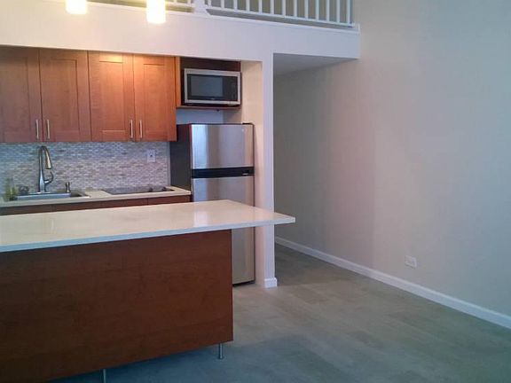 4th image of 350 E 62nd St APT 1L