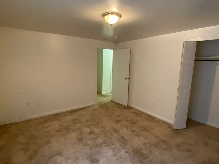 The North Main Apartments — Photo 20